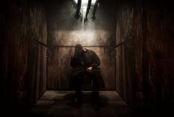 Фотография перформанса «Silent Hill»