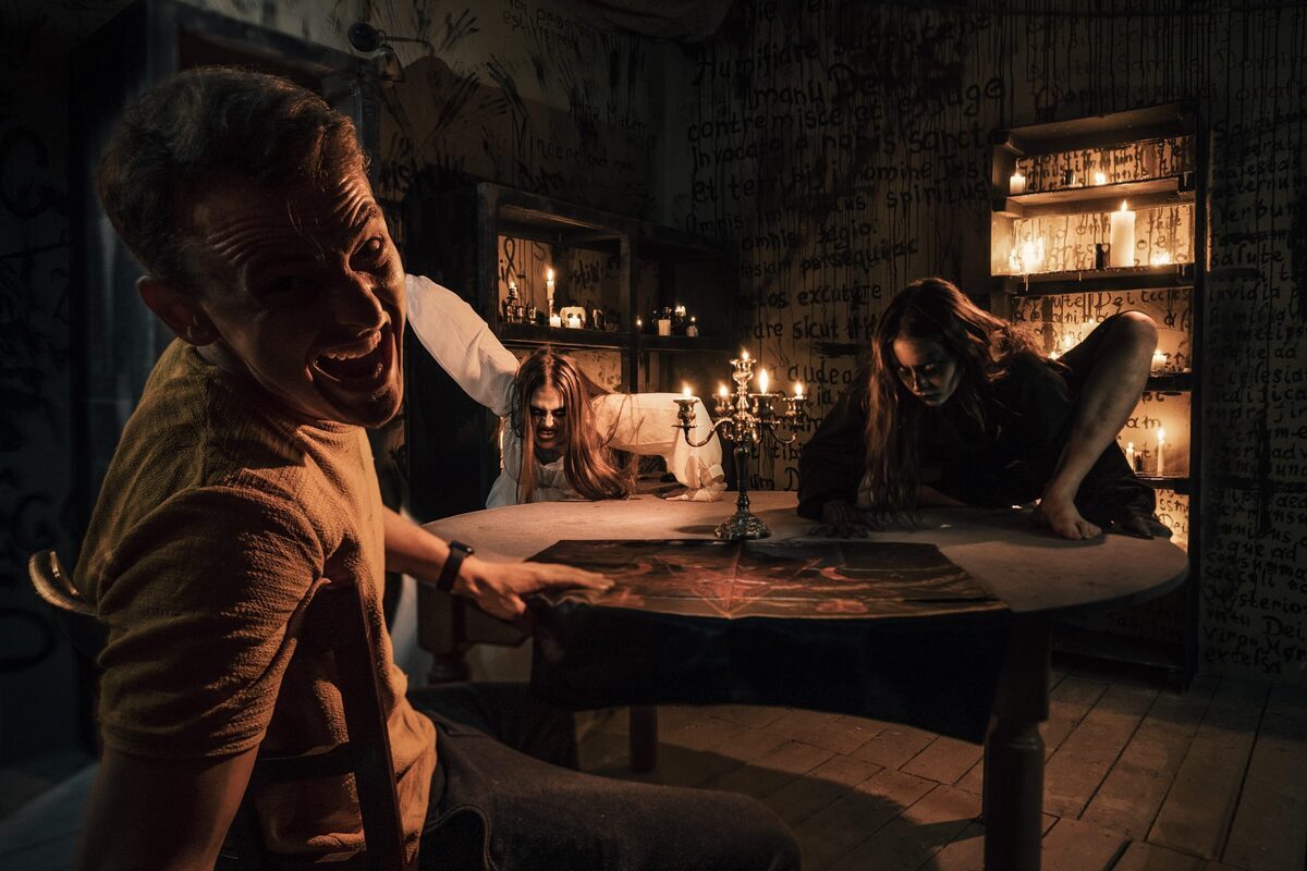 Перформанс «Доска дьявола» снижает цены