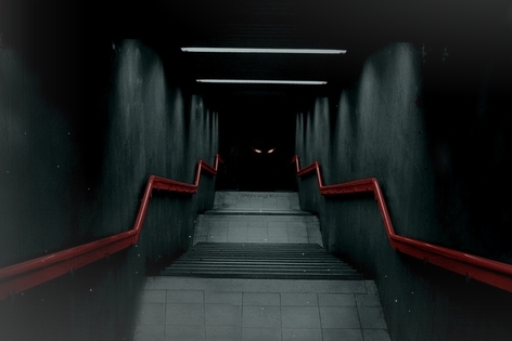 Квест-Перформанс «Бойся темноты» от Quest in dark Квест-Перформанс «Бойся темноты» от Quest in dark