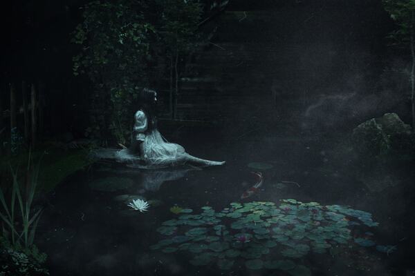 Фотография перформанса «Озеро мертвых»