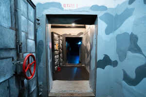 Фотография экшн-игры Лазертаг "Военный бункер" от компании Lasertag Arena (Фото 1)