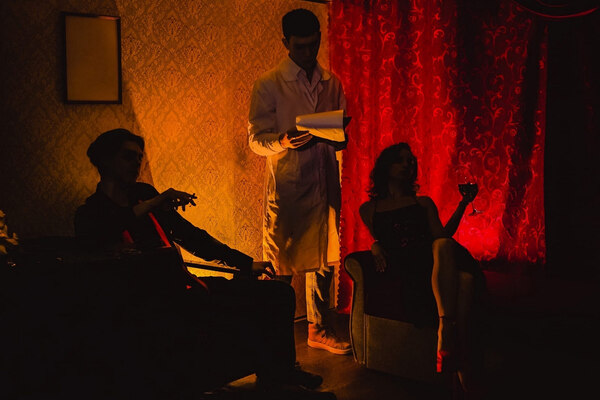 Подозрение падает на…