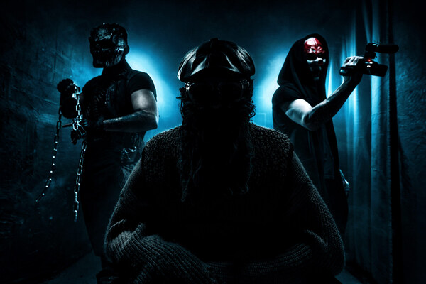 Фотография перформанса «Незваные гости»