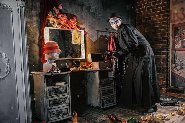 Фотография перформанса «Место действия - театр»