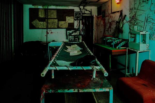 Фотография перформанса «29 недель спустя»