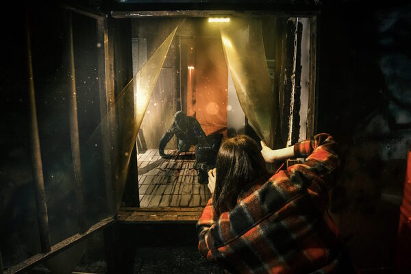 Фотография перформанса «Эксперимент»