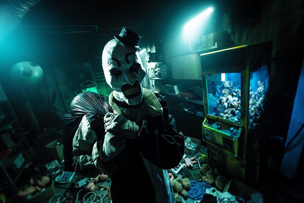 Фотография перформанса «Мгла»