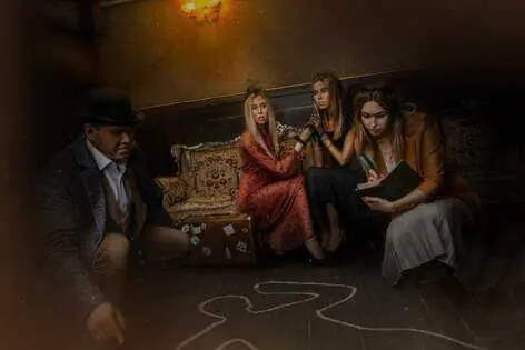 Квест «Отель "Черный замок"» от Qwestern