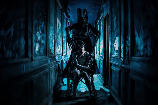 Фотография перформанса «The Seven Sins»