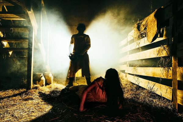 Фотография перформанса «Техасская резня бензопилой (ул. Электрозаводская)»