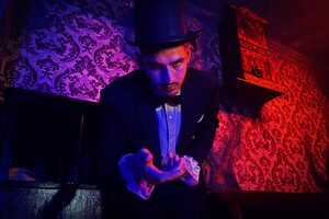 Фотография перформанса Paradox от компании Grand Quest (Фото 2)