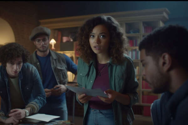 Фотография перформанса «Нечто»