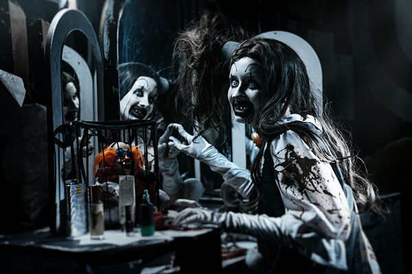 Фотография перформанса «Hell Fest»