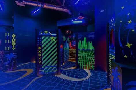Экшн-игра «Пять ночей в лазертаге» от Laserland Экшн-игра «Пять ночей в лазертаге» от Laserland