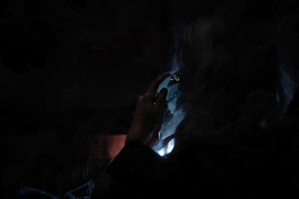 Фотография перформанса «Дожить до рассвета»