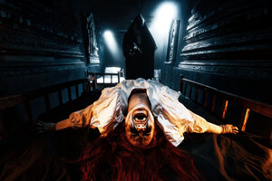 Фотография перформанса The Nun от компании Quest Stars (Фото 2)