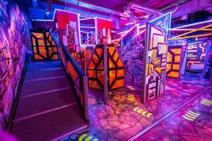 Фотография экшн-игры Лазертаг "Киберпорт" от компании Lasertag Arena (Фото 1)