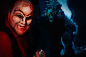 Фотография перформанса Lost Record от компании No Name Company (Фото 2)