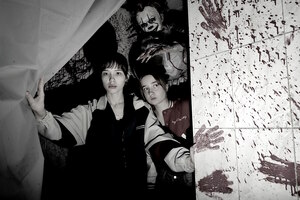 Фотография перформанса Дом на Нейболт-стрит от компании Клаустрофобия (Фото 1)