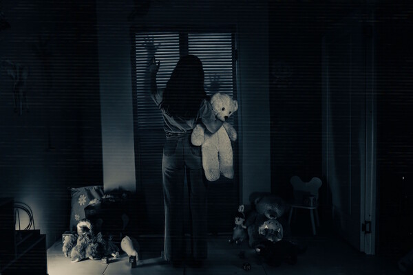 Фотография перформанса «Полтергейст»