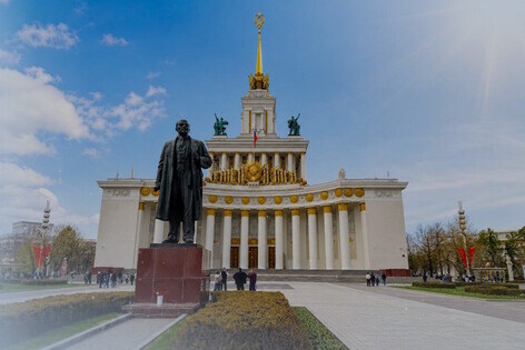 Городской квест «Что скрывают павильоны ВДНХ?» от Маршрут построен