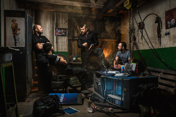 Фотография перформанса «Ограбление "Века"»