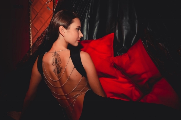 Фотография перформанса «Приват»