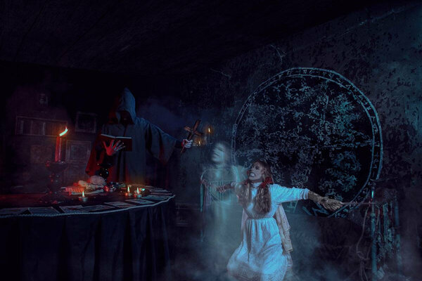 Фотография перформанса «Аннабель»