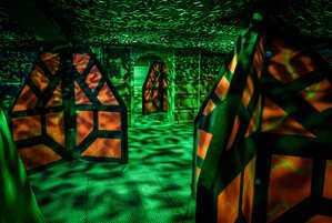 Фотография экшн-игры Лазертаг "Джунгли" от компании Lasertag Arena (Фото 3)