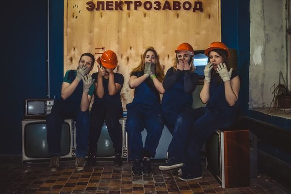Рецензия от КвестОбзор на БШ 2: электрозавод