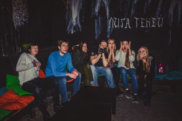 Рецензия от КвестОбзор на Освещая тьму