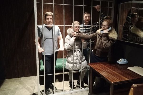 Команда «Quest Fans» в квесте Зона 51: лаборатория