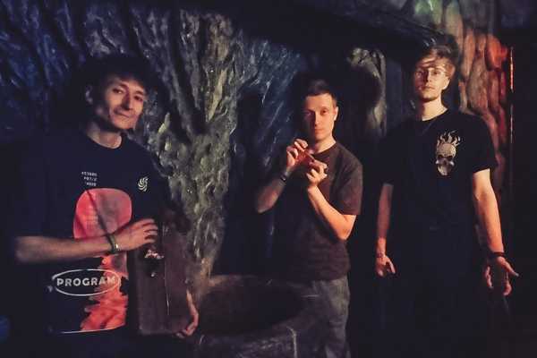 Команда «КвестОбзор» в квесте Resident Evil. Замок