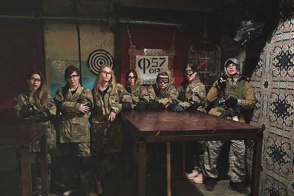 Команда «КвестОбзор» в квесте Форт 57