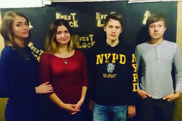 Команда «Мир Квестов» в квесте Подвалы маркиза Де Сада